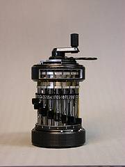 Curta-1-cut-model--003_tn.jpg